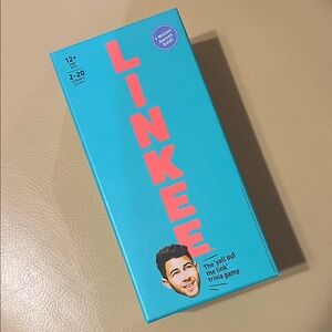 Linkee Trivia Game - Teal and Pink